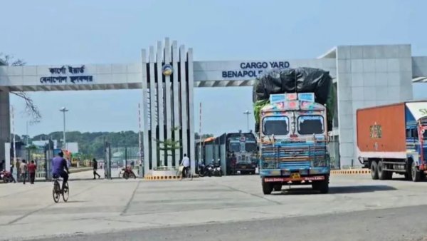 বেনাপোল স্থলবন্দরে টানা ৮ দিন আমদানি-রপ্তানি বন্ধ