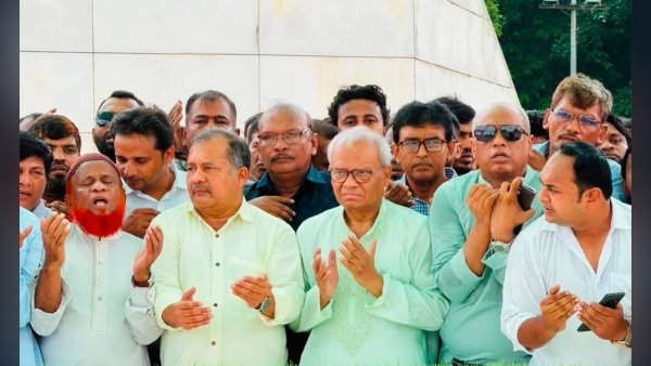 জনগণের কল্যাণে আন্তরিকভাবে কাজ করছে সরকার: রিজভী