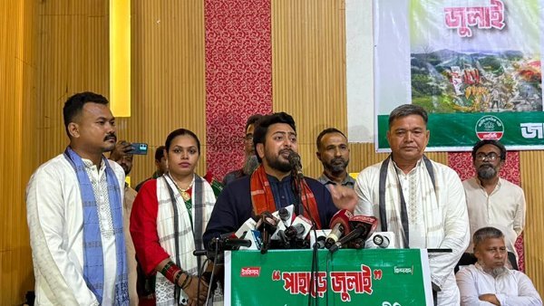 জুলাই ইস্যুতে বিভাজন সৃষ্টি করেছে বিএনপি: নাহিদ ইসলাম
