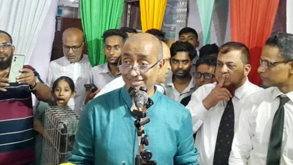 আমরা অপেক্ষায় আছি, শেখ হাসিনা আসবেন: আইনমন্ত্রী