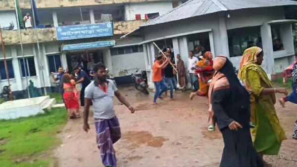 আসামির মৃত্যুর গুজবে থানায় হামলা, পুলিশ সদস্যসহ আহত ১২