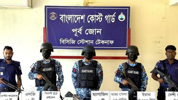 টেকনাফে জি-৩ রাইফেলসহ ১৩ রাউন্ড তাজা গোলা উদ্ধার