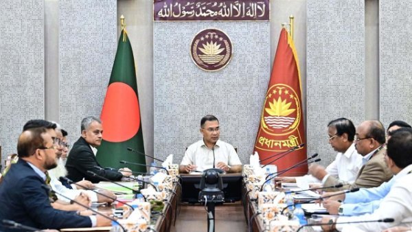 ডেঙ্গু প্রতিরোধে পাড়া-মহল্লায় মাইকিংয়ের নির্দেশ প্রধানমন্ত্রীর