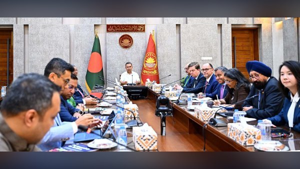 মার্কিন কোম্পানিকে বাংলাদেশে বিনিয়োগের আহ্বান প্রধানমন্ত্রীর