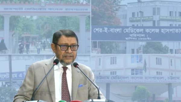 দুর্নীতি-অবহেলায় বদলি নয়, হবে চাকরিচ্যুতি: স্বাস্থ্যমন্ত্রীর কঠোর বার্তা