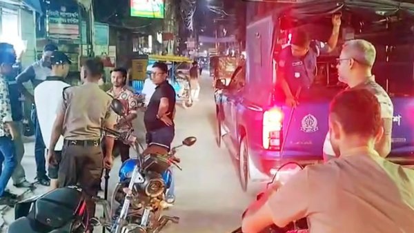 কুমিল্লায় কিশোর গ্যাংবিরোধী অভিযানে আটক ২৫৪ জন
