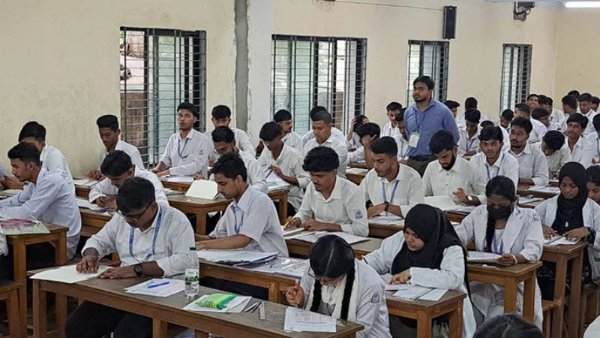 চট্টগ্রাম ও রাঙামাটির বুধবারের এইচএসসি পরীক্ষা স্থগিত