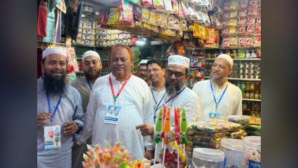 দোকান মালিক সমিতি ফেডারেশন নির্বাচনে সভাপতি পদে এগিয়ে আবুল হাশেম