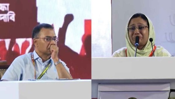 জুলাই শহীদের মায়ের কান্নায় নিজেকে সামলাতে পারলেন না প্রধানমন্ত্রী