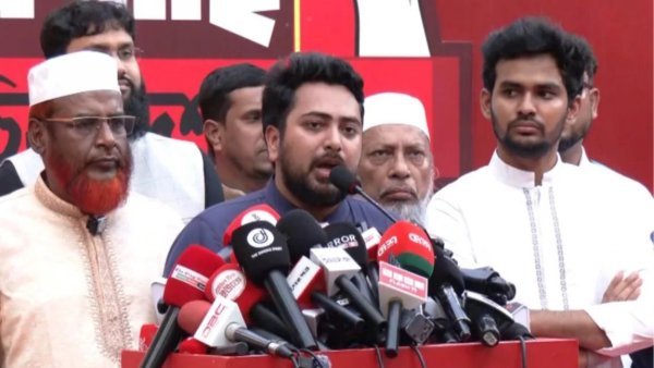 গণভোটের অধিকার চুরি করেছে সরকার: নাহিদ ইসলাম