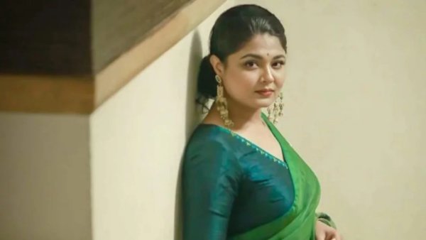 বিয়ে ও অন্তঃসত্তা হওয়ার খবর একসঙ্গে জানালেন মৌসুমী